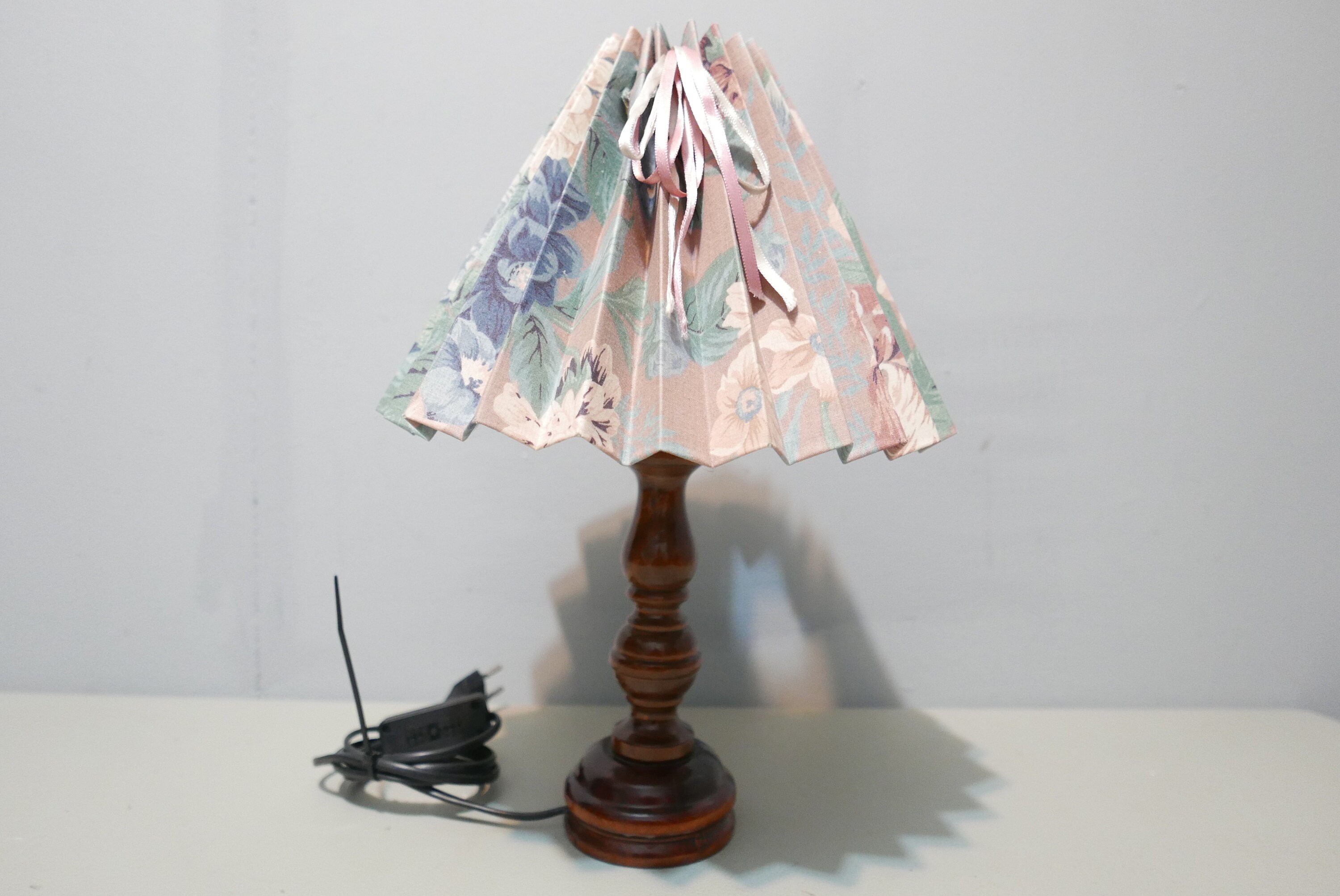 Vintage schemerlamp / tafellamp met stoffen plissé kap Etsy Nederland