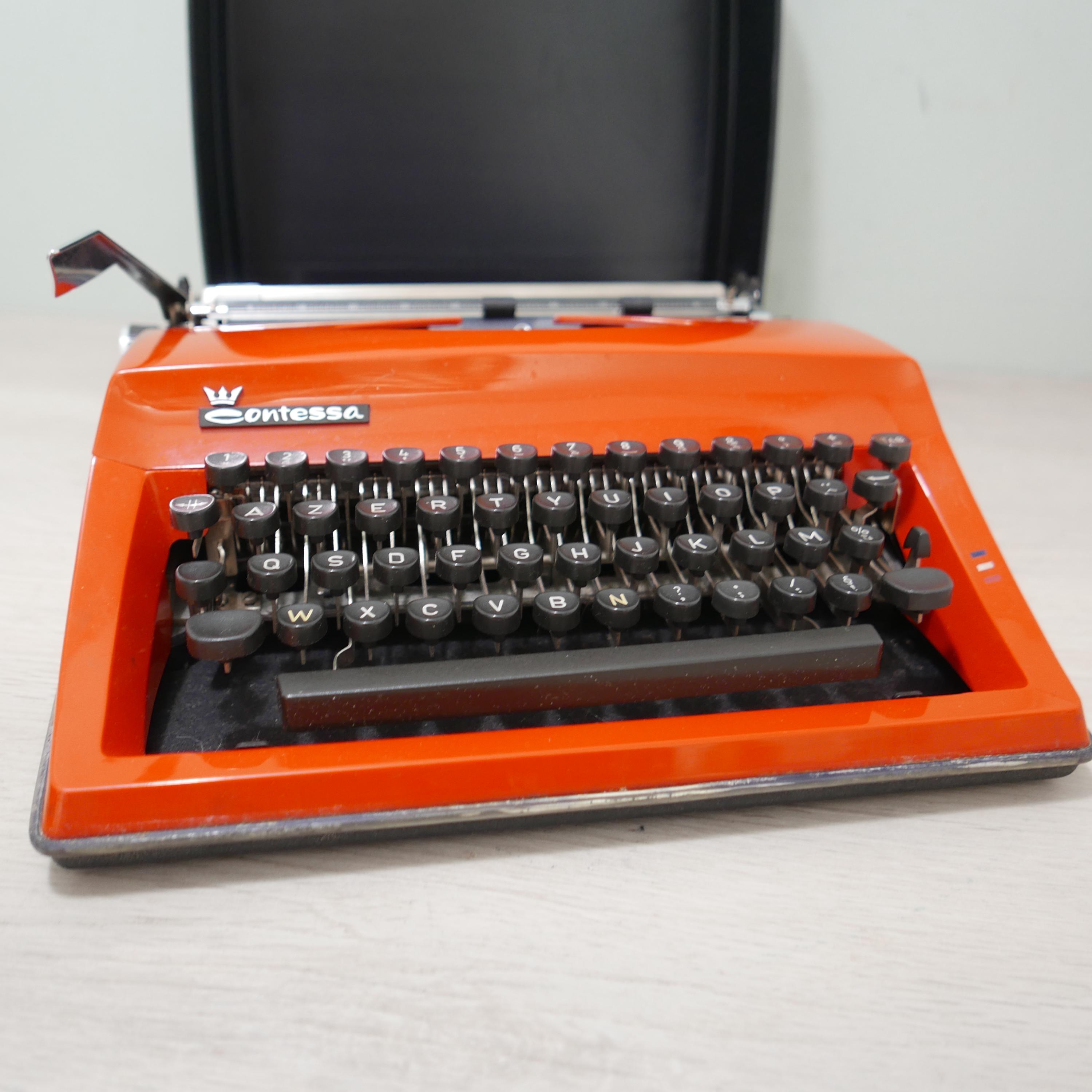 Vintage Typewriter - Adler - Contessa De Luxe - 1970s - in