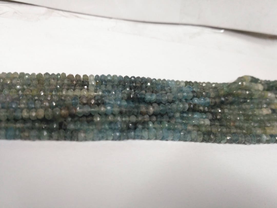 Collier 18 Perles Pierres Précieuses Naturelles - Pierre De Lune Bleue Et Spinelle - 18 Pouces