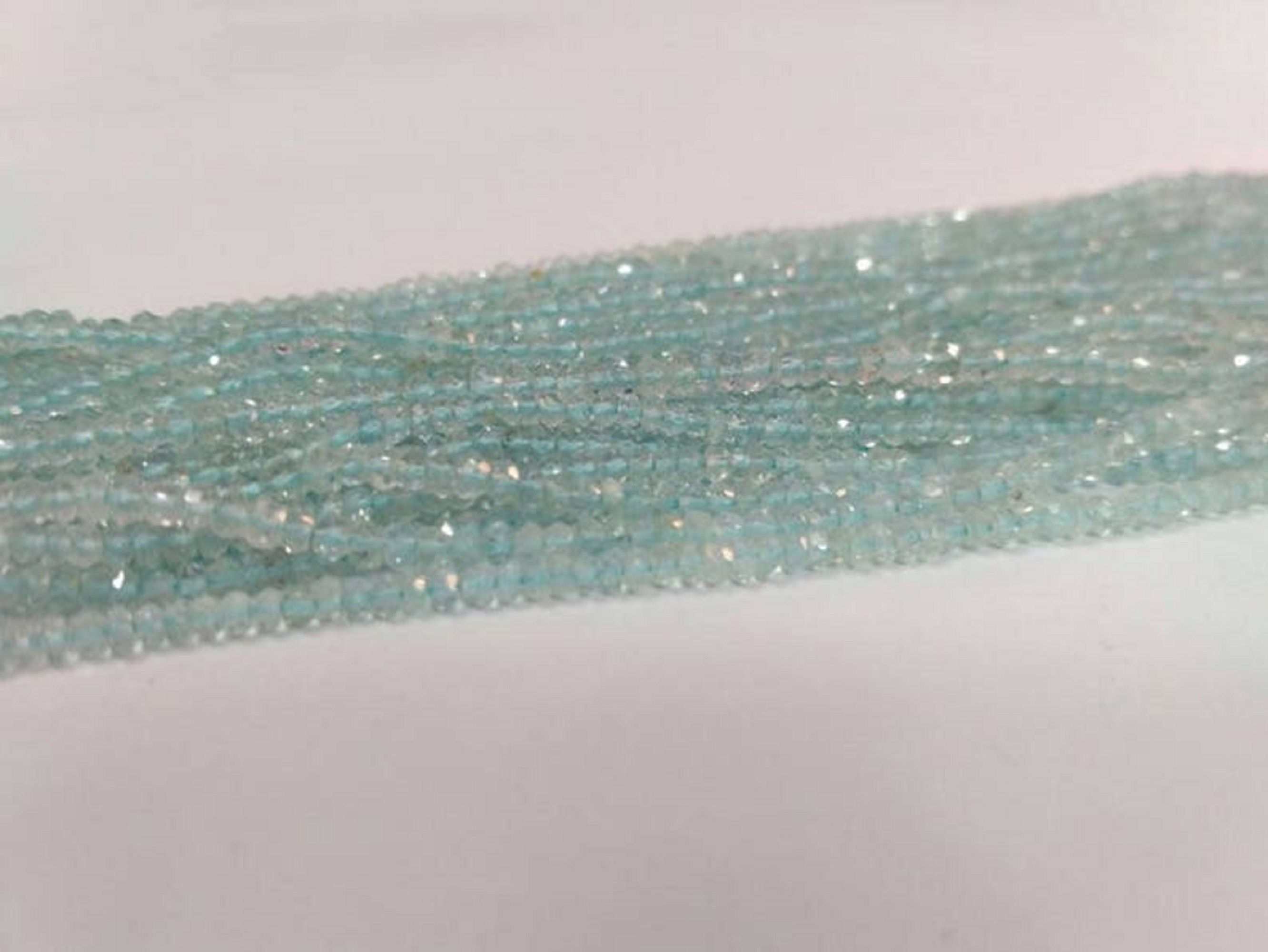 1 Strang Echte Natürliche Aquamarin Perlen 8 Mm Facettiert. (Neu (gemäss Beschreibung)) In