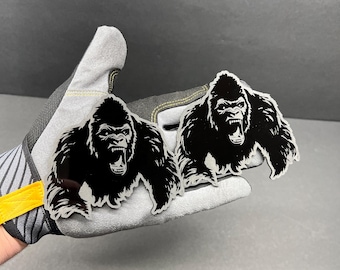 2 emblemas de coche con cabeza de gorila agresivo grabados a medida - Adhesivo acrílico multicolor para coche, deportivo, todoterreno, 4x4, instalación segura