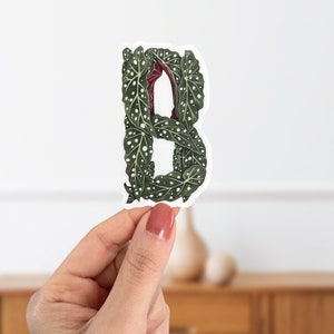 Pegatina de planta de begonia con letra B - Pegatina de begonia con alas de ángel botánicas - Pegatina mate con inicial de hoja botánica