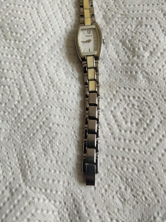 Pulsar Women’s silver Watch with White Wrist  Band  - Pre-owned PP6021 Women main image 2