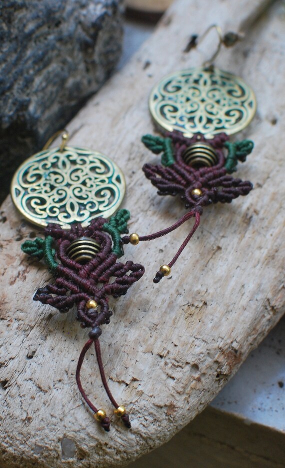 Leaf macrame earrrings,Bohemian Style Earrings,Gypsy Earrings, Tribal  Earrings,Macrame Earrings,blue patina,amethyst