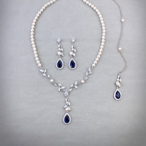 Collana con orecchini a forma di vite, set di collana a Y con zirconi blu navy e zaffiro, sfondo per damigella d&#39;onore, orecchini Swarovski Pearl Eva