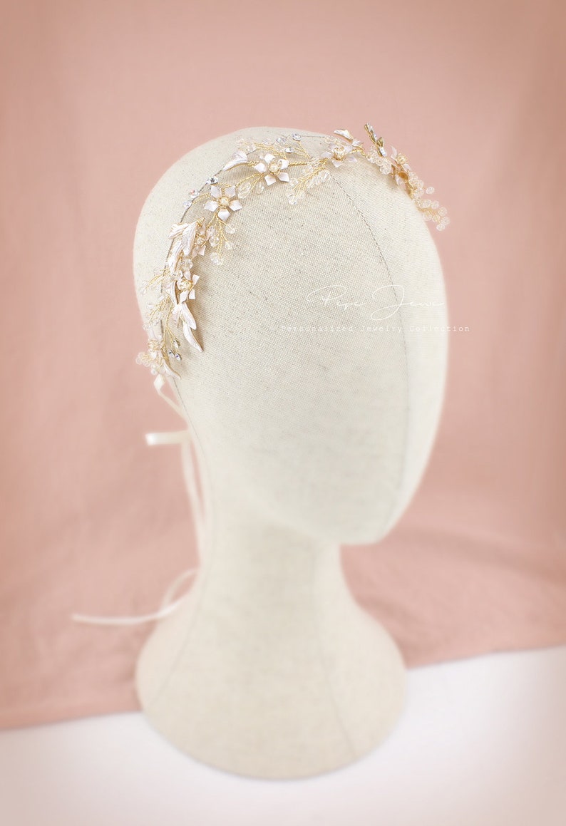 ribbon headpiece