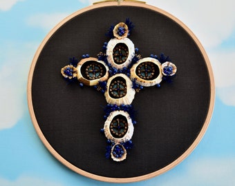 Crucifix “Limpets”