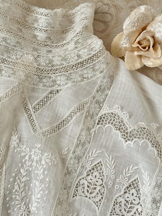 The Heritage embroidered Blouse