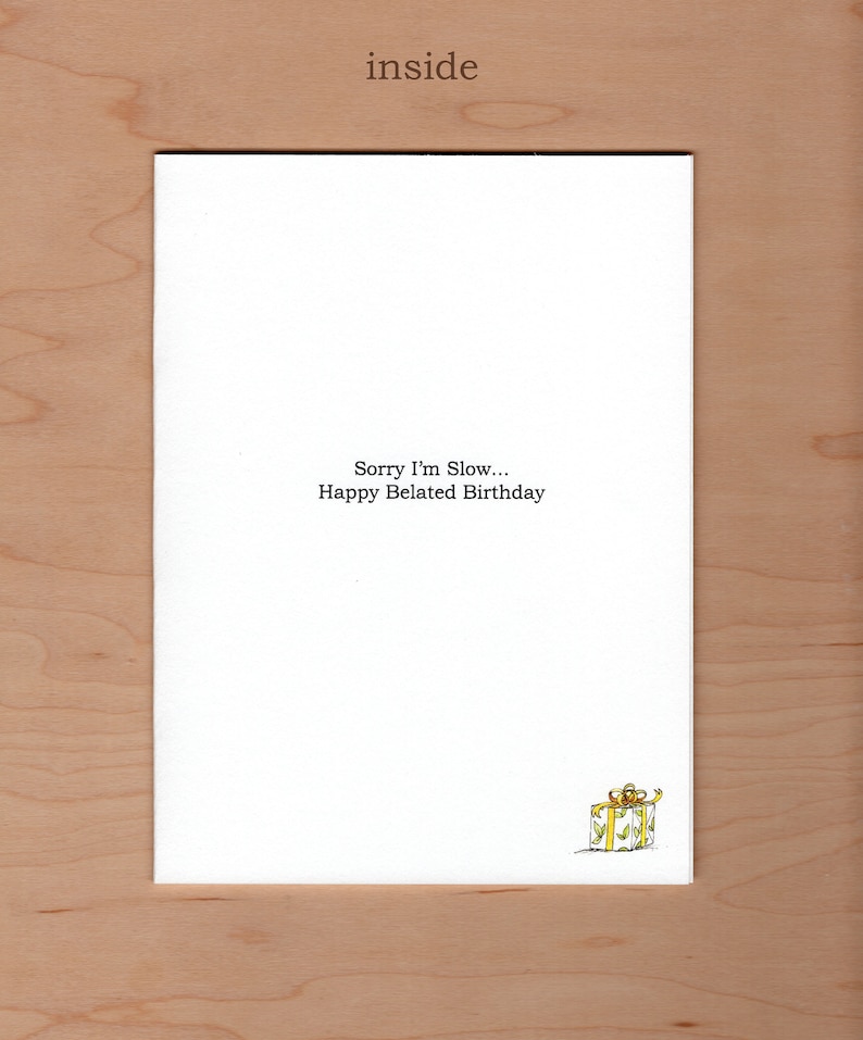Tarjeta de cumpleaños atrasada con un perezoso divertido, arte de acuarela imagen 2