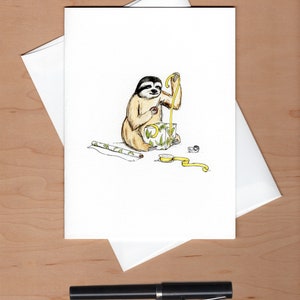Tarjeta de cumpleaños atrasada con un perezoso divertido, arte de acuarela imagen 3