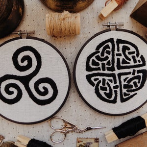 Set celtic symbols wall, Triskelion and Endless knot, Pagan symbols set decor