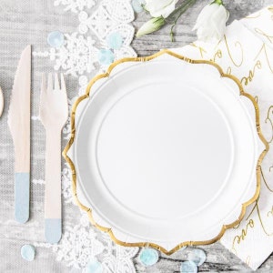 White and Gold Scroll Trim Small Paper Plates - Pack of 6