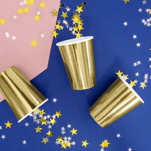 Bicchieri di carta dorati - Bicchieri di carta per feste con lamina dorata semplice - Stoviglie per compleanni - Stoviglie per matrimoni - Decorazioni per feste - Confezione da 6