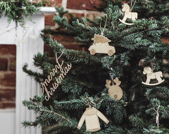 Adornos navideños de madera - Adornos colgantes para el árbol de Navidad - Etiquetas de regalo de madera - Adornos de mesa - Decoración navideña - Navidad rústica