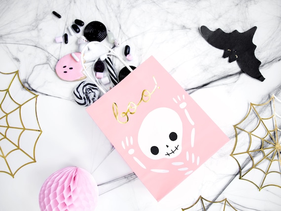 Halloween Party Bags - Pink Halloween Trick Or Treat Bags - Pink Bats - Boo Skeleton Paper Bags - Kids Halloween Bags - Pack of 6