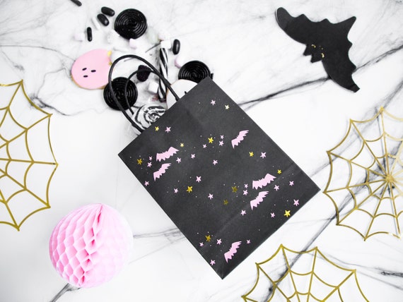 Halloween Party Bags - Bat Halloween Trick Or Treat Bags - Pink Bats - Black And Pink Paper Bags - Kids Halloween Bags - Pack of 6