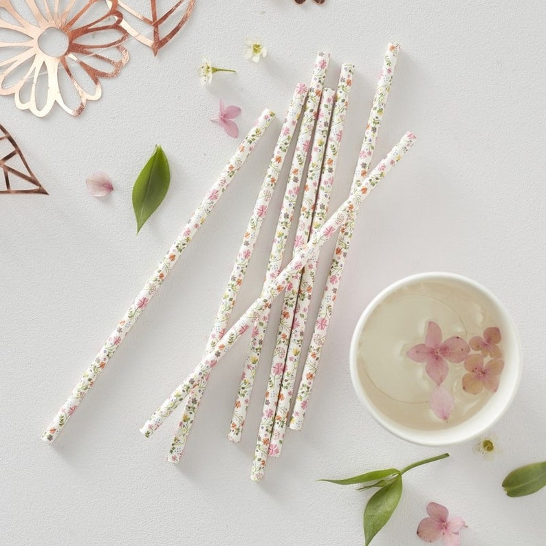Floral paper straws Ditsy floral party straws Birthday party straws Hen party straws Baby shower decor Party decorations-Pack of 25 image 1
