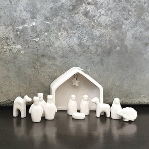 Porzellan Weihnachtskrippe - Mini Weiße Krippe - Weihnachtsdeko - Weihnachtskrippe Geschenk Set
