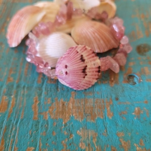 Beaded Shell Bracelet | Strawberry Quartz Bracelet | Gemstone Bracelet with Scallop Shell | Summer Jewelry | Florida Shell Jewelry