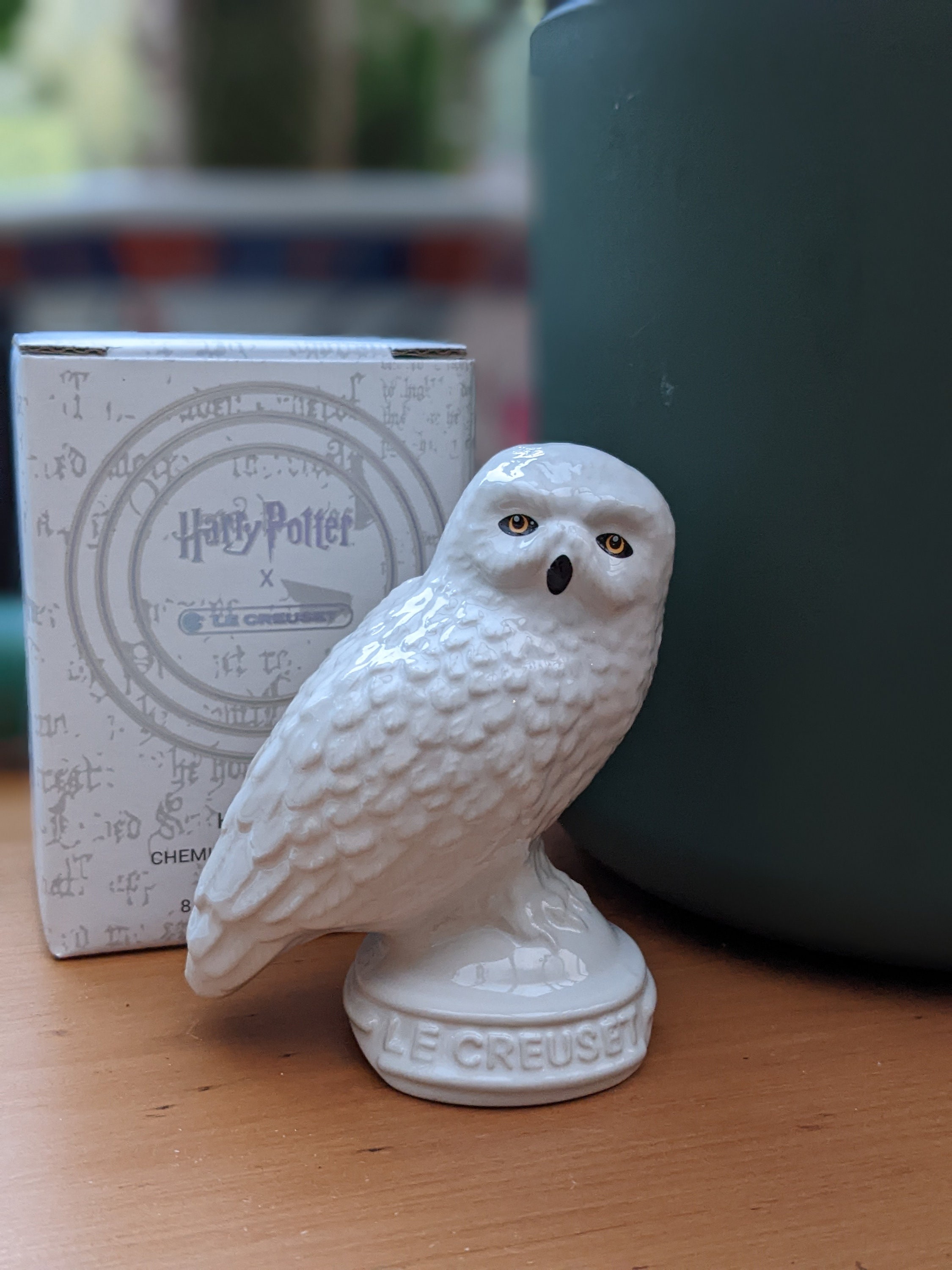 Stoneware Le Creuset Bird Pie Funnel Harry Potter Hedwig Owl