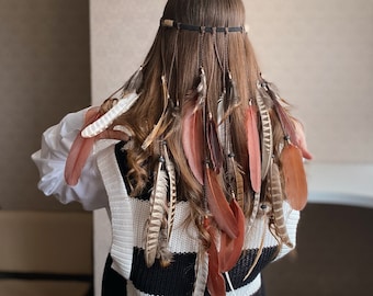 Diadema de plumas naturales marrones: joya festiva de plumas nativas para bodas y ocasiones especiales.