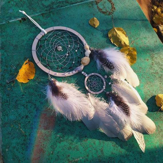 Grand Attrape-rêves Blanc Fait Main - 40cm De Diamètre - Déco Murale Bohème Avec Plumes Naturelles