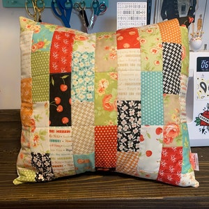 Patchwork quilted pillow cover - 18 inch square, quilted pillows, farmhouse decor, cottage style