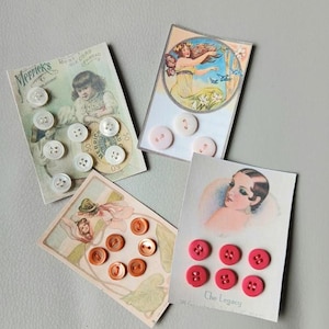 4 cartes de mercerie façon vintage avec boutons – Mercerie ancienne revalorisée – Repro + carton recyclé – Fait main