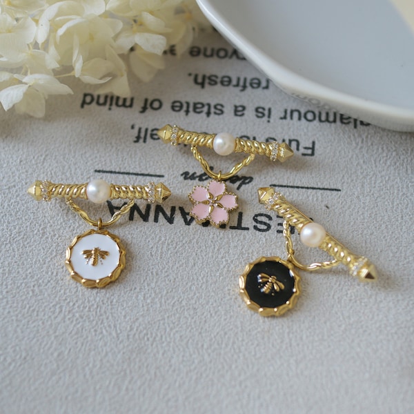 Pendant/Charm to Brooch Converter, Pearl brooch, sakura,Bees charm, Queen, Gold, unique jewelry, brooch converter, converter