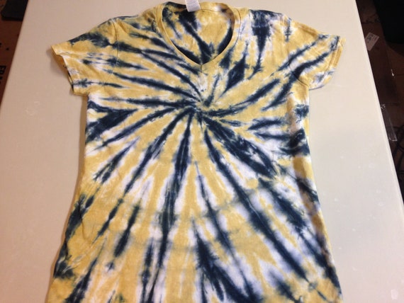 Ladies V-neck Black and Gold Tie Dyed Tee Multiple sizes