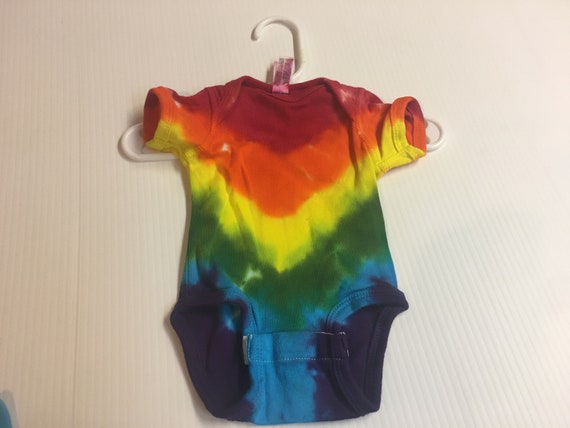 Tie Dyed Baby Onesie Rainbow V-pattern all sizes