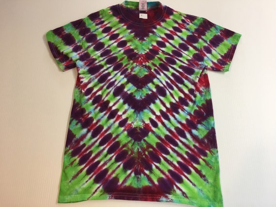 V Pattern Crew Neck Tie Dye T shirt Small