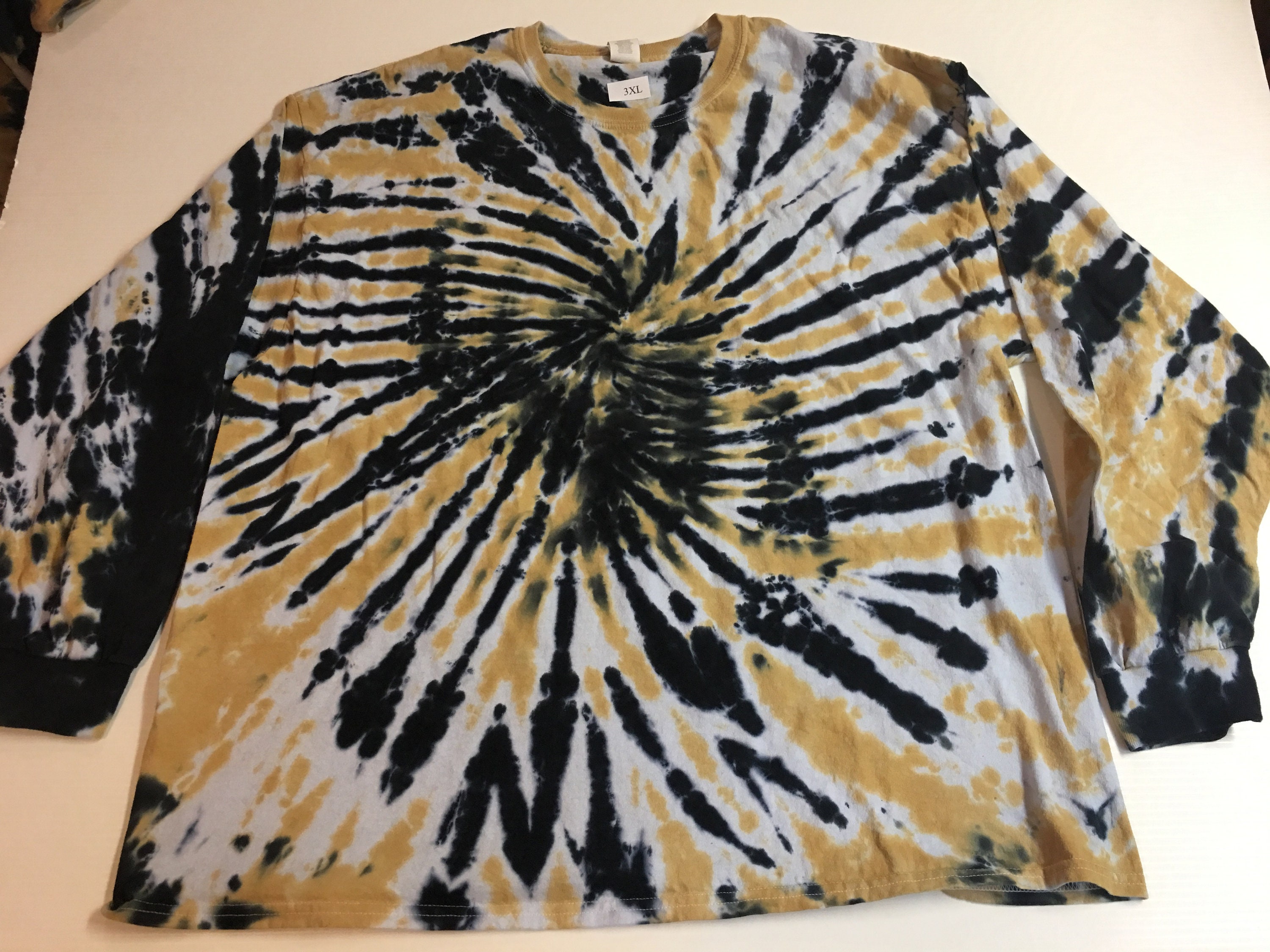 Black & Gold Tie Dyed Long Sleeved Crew Neck Tee Large and 3XL