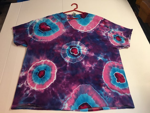 Geode Tie Dye crew neck tee size 3XL