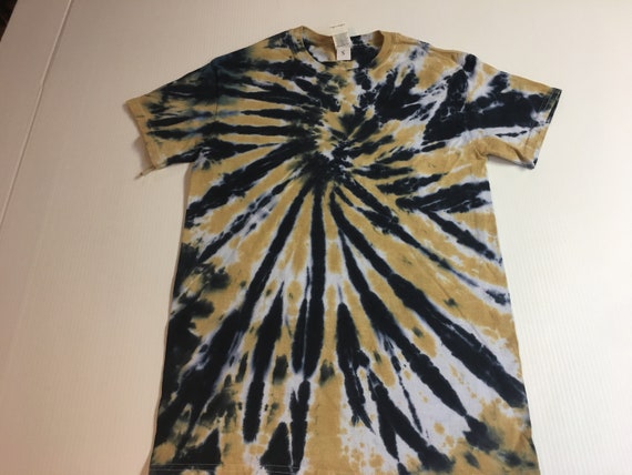 Black & Gold Spiral Starburst Tie Dye Tee All sizes