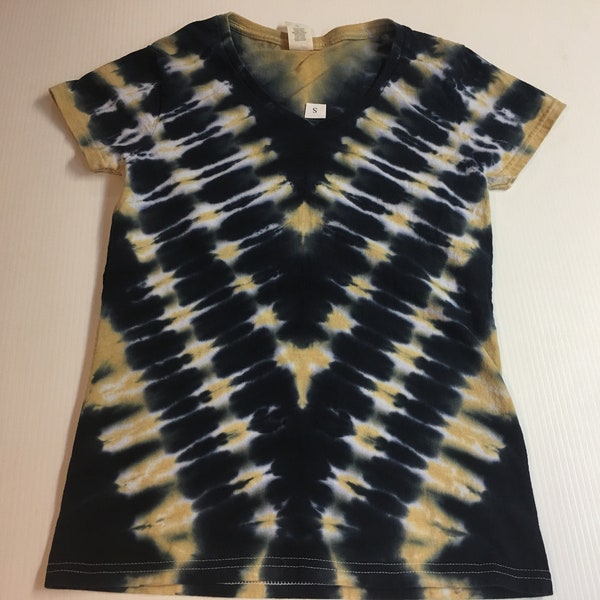 Ladies V-neck Black and Gold Tie Dyed Tee Multiple sizes
