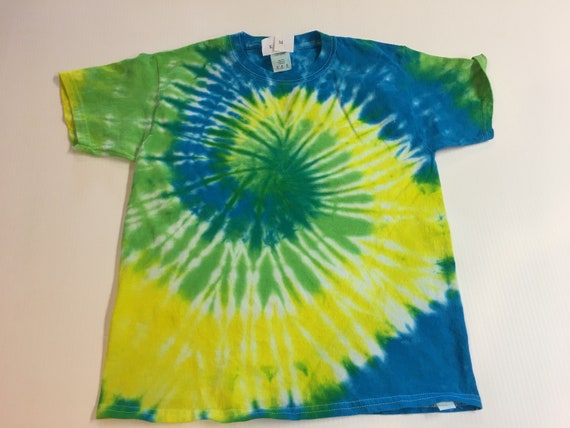 Spiral Youth Tie Dyed Tee Medium