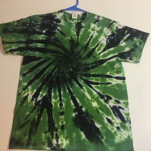 Starburst Spiral Tie Dye Crew neck Tee Large