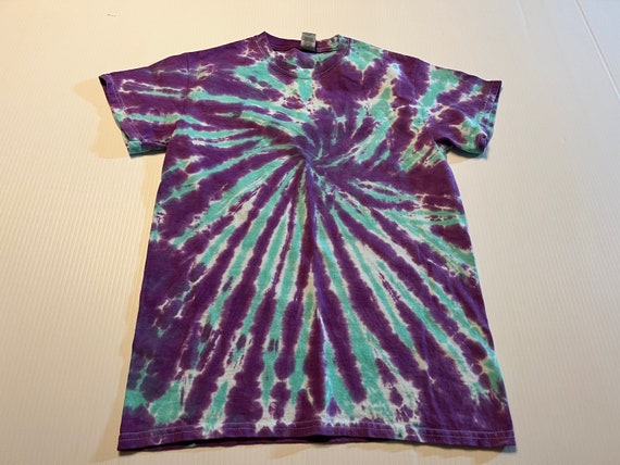 Spiral Starburst Tie Dye Crewneck Tee Small