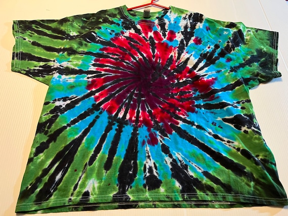 Tie Dyed Starburst Spiral tee shirt 3XL