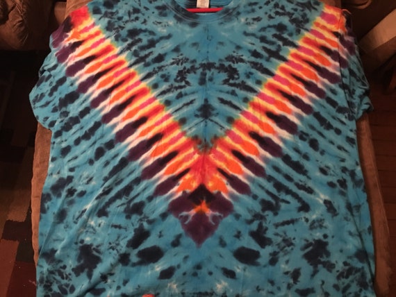 V Pattern Crew Neck Tie Dyed T shirt 3XL