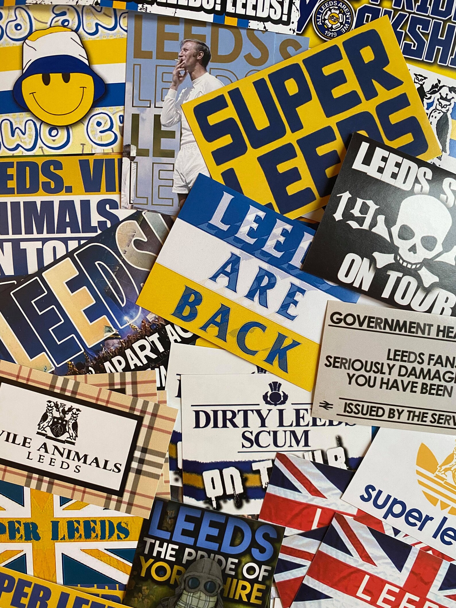 100 X Leeds United Stickers Based on LUFC Poster Shirt Scarf Etsy UK