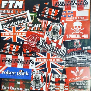Può includere: Una collezione di adesivi colorati con la parola "Sunderland" e vari loghi e design. Gli adesivi sono principalmente rossi, bianchi e neri, alcuni con un design di teschio e ossa incrociate. Il testo "Sunderland Til I Die" è visibile su uno degli adesivi.