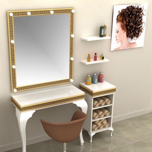 Toeletta per trucco in oro, Toeletta per trucco in oro con specchio, Toeletta per trucco in oro con specchio e luci, Toeletta per trucco, Scrivania per toletta per trucco