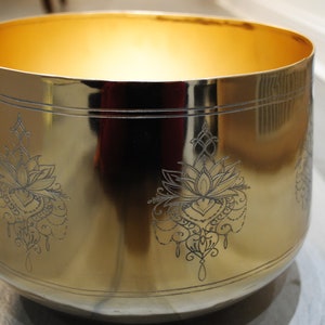 Gold planters with design, planters with etched design, Indoor planters gold, gold pots with design