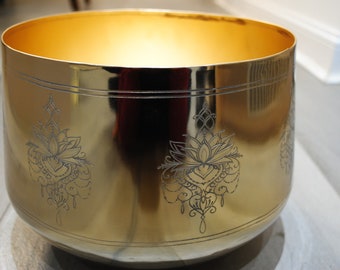 Gold planters with design, planters with etched design, Indoor planters gold, gold pots with design