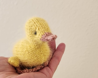 Realistic Ducklings set of 2 Knit farm animals Knit ducklings Cute little ducklings Crochet Duck Baby chicks Yellow Duckling