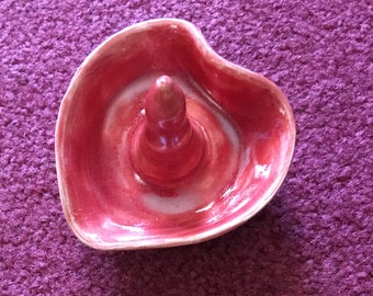 Rosa Herz Ringhalter Schale/Valentinstag Schmuckschale/Keramikschale/Ringschale/Schmuckschale/Schmuckschale/Ringhalterschale/Töpferschale/Keramik und Töpfer