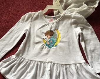 Ropa de bebé Angel Top blanco/Blusa de manga larga bordada de 18 meses/Regalo de baby shower/Regalo de recién nacido/Ropa de bebé/Top y pantalones de 18 meses