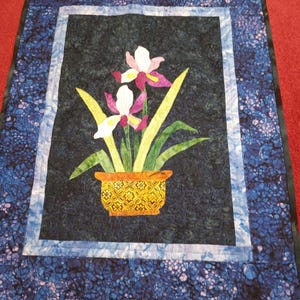 Floral Quilted Wall Art/Iris In A Pot Wall Hanging/Wall Hangings/Art Quilst/Flower Wall Hangings/Quilted Wall Art